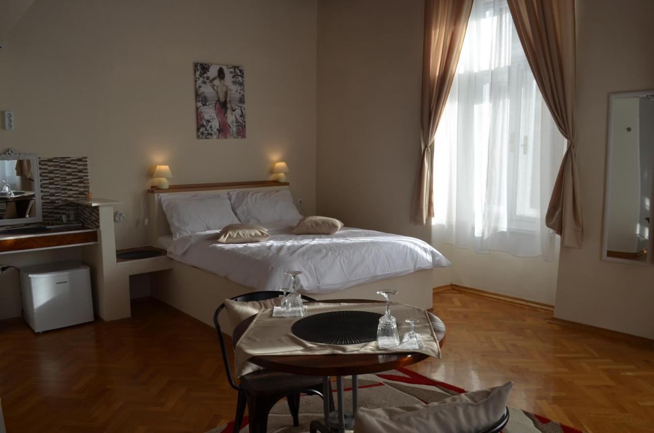 Rooms & Apartments Infinity Rijeka Exterior photo